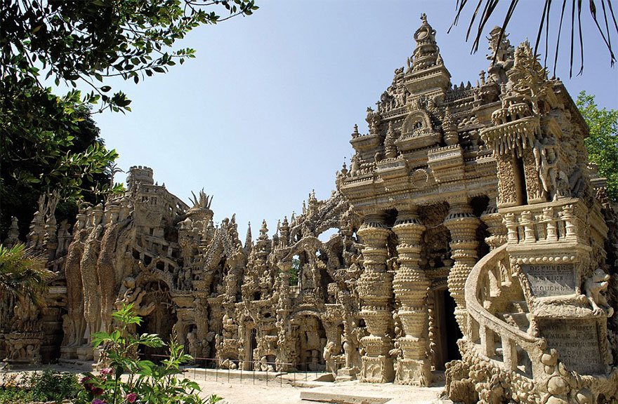 Le Palais idéal de Hauterives, l’oeuvre « d’un seul homme »