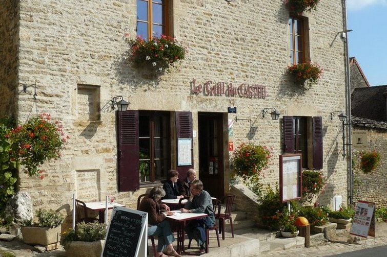 Où manger à Châteauneuf ?