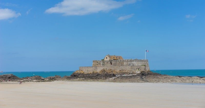 Les 36 meilleurs spots de surf de Bretagne