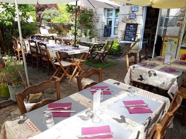 Où manger à Saint-Céneri-le-Gérei ?