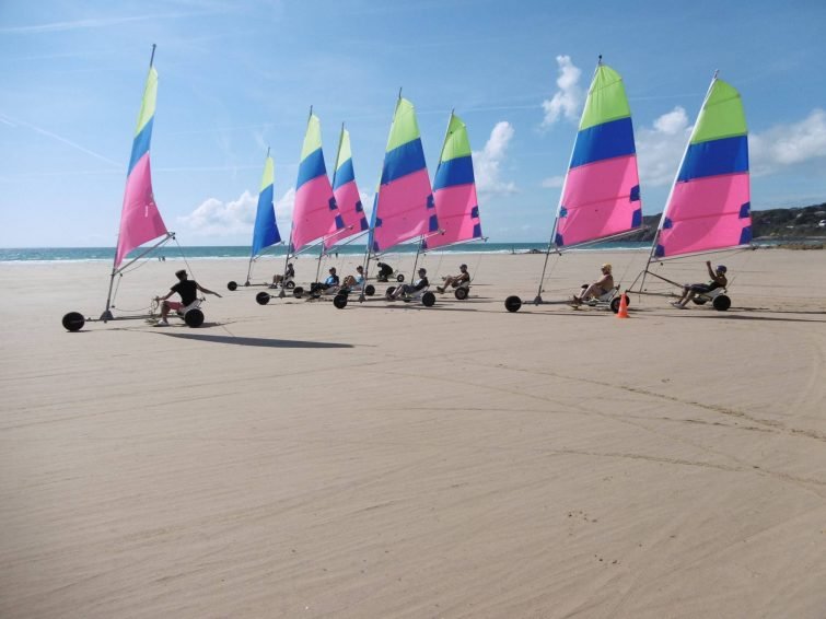 9 endroits où faire du char à voile en Normandie