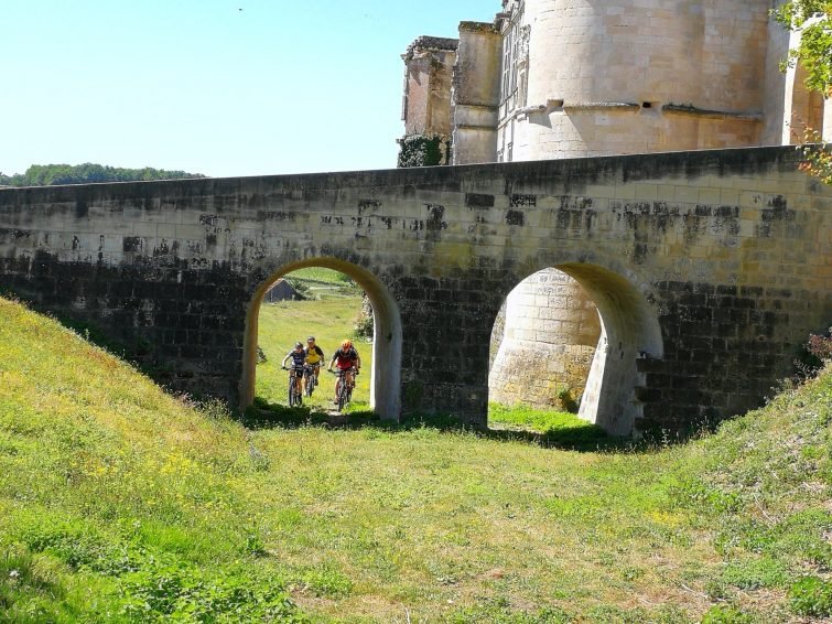 Visiter Charente : Tour Charente