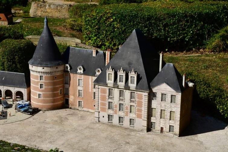 Château d'Azay-le-Ferron