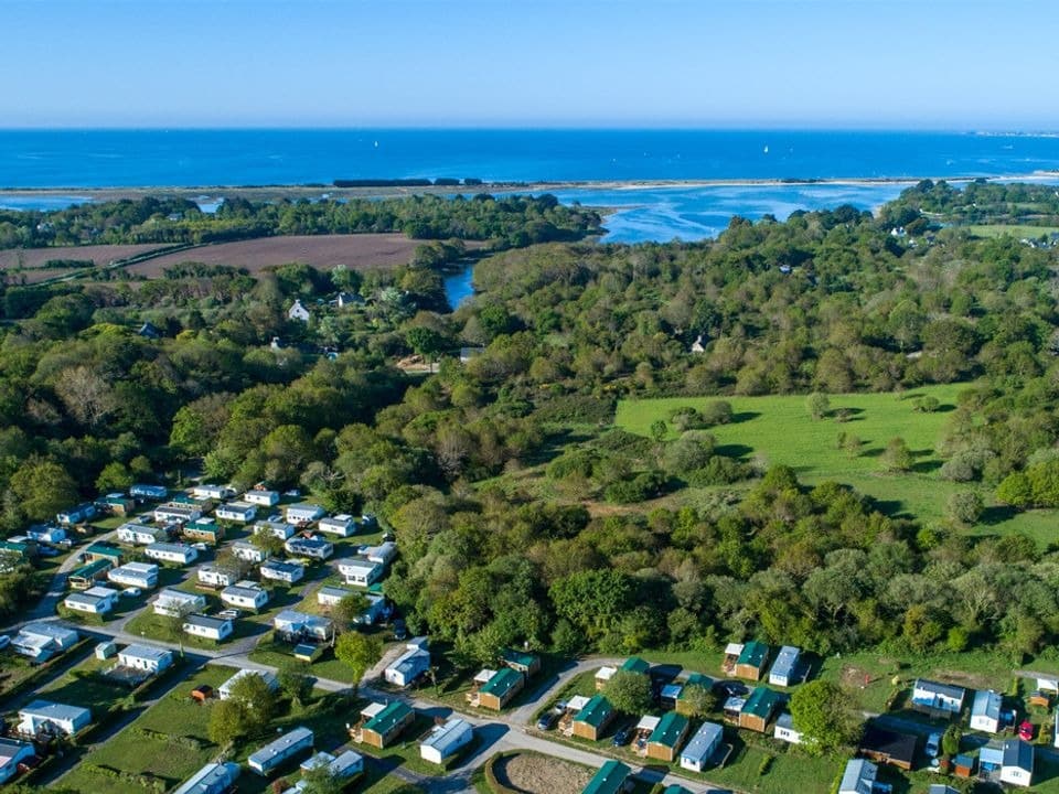 Camping Bretagne bord de mer : La Mer Blanche