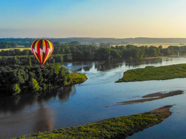 Ballon survolant la Loire