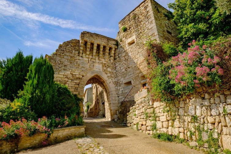 Le village et le château de Lacoste, Luberon