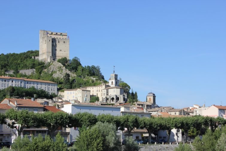 Visiter Drôme : la Tour de Crest