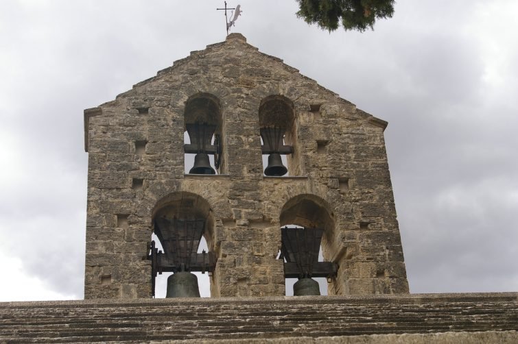 Eglise saint martin incontournable ansouis