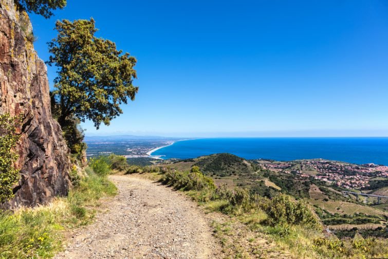 Sentier longeant le littoral, Collioure