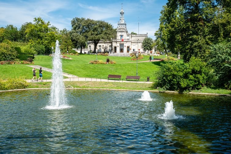 jardin-public-visiter-cognac