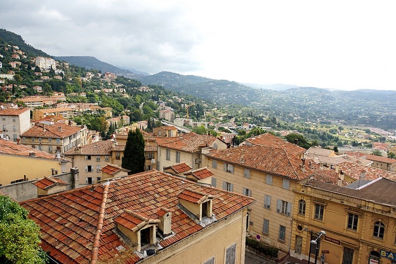 Vue depuis la Cathédrale Notre-Dame Du Puy De Grasse