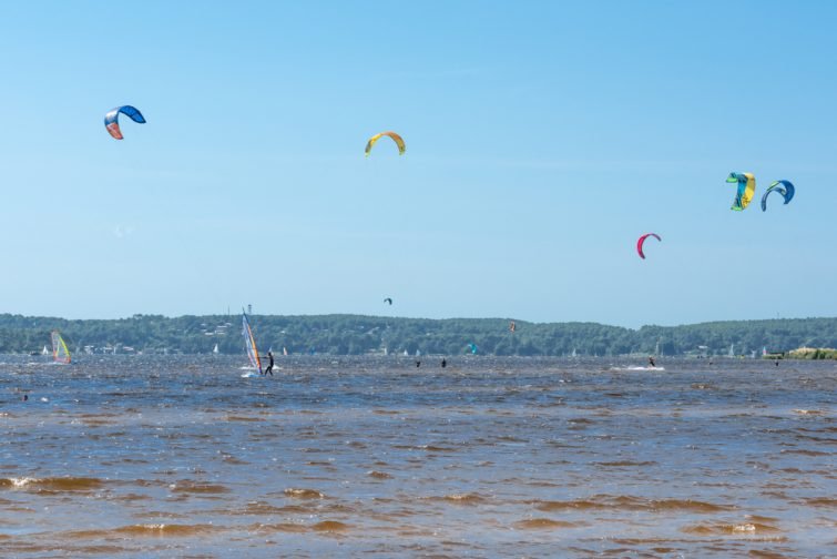 planche-voile-kitesurf-lacanau