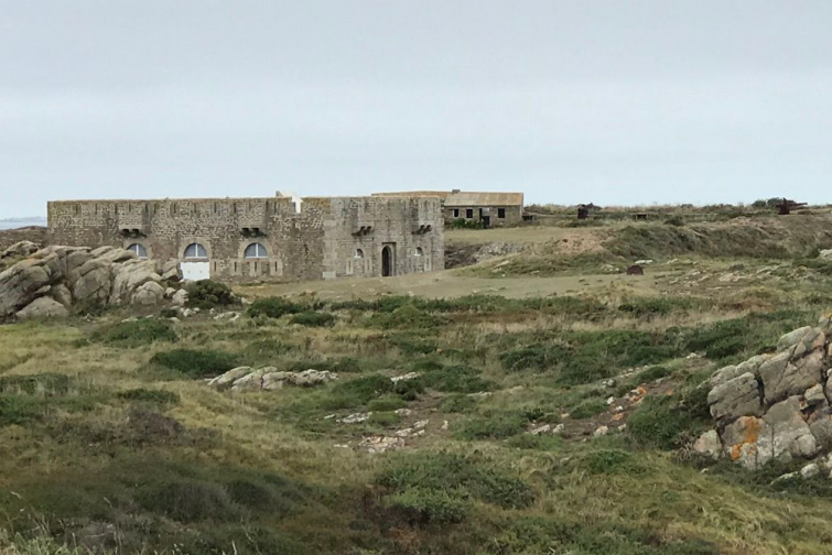 Randonnées presqu'île de Quiberon : Le tour de l'île d'Houat à pied