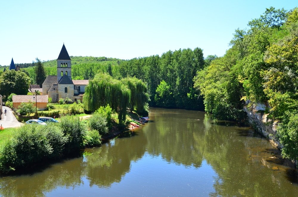 Saint Léon sur Vézère