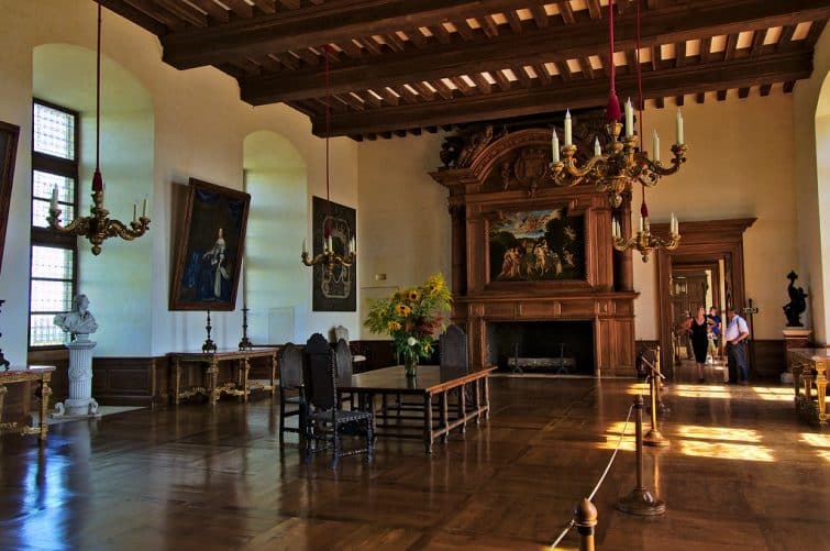 Intérieur du château de Hautefort